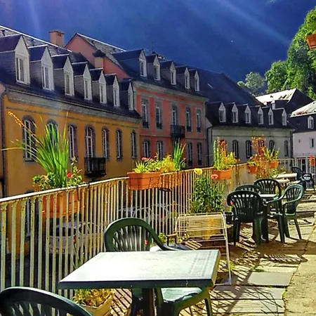 Avec Vue Sur Montagne A Luz Saint Sauveur 32m² + Terrasse *