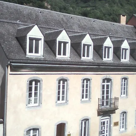 Apartment Avec Vue Sur Montagne A Luz-saint-sauveur, 32m² + Terrasse *