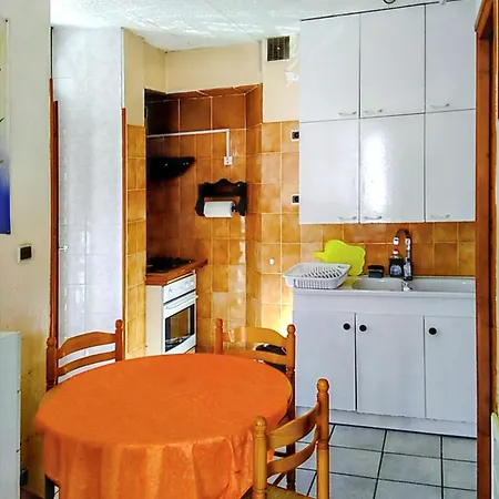 Avec Vue Sur Montagne A Luz-saint-sauveur, 32m² + Terrasse Lägenhet *
