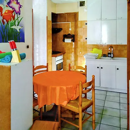 Avec Vue Sur Montagne A Luz-saint-sauveur, 32m² + Terrasse Luz-Saint-Sauveur