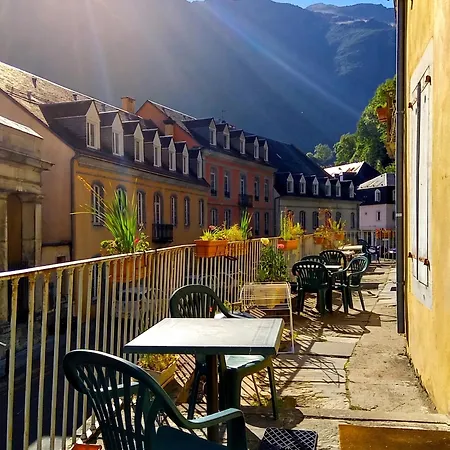 Avec Vue Sur Montagne A Luz-saint-sauveur, 32m² + Terrasse * Luz-Saint-Sauveur